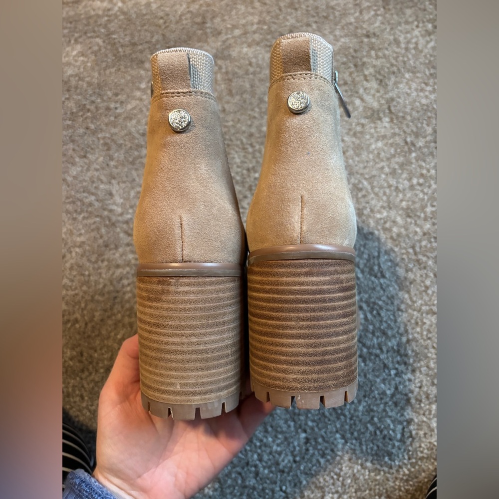 Vince Camuto chunky heel boots - Picture 4 of 10
